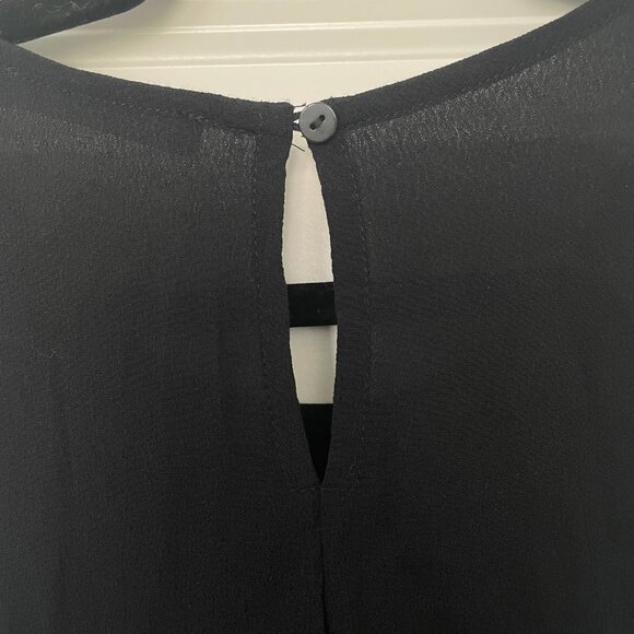 Mango Black Peplum Blouse – Size XS, Crew Neck, Loose Fit, Elegant Casual - Picture 3 of 9